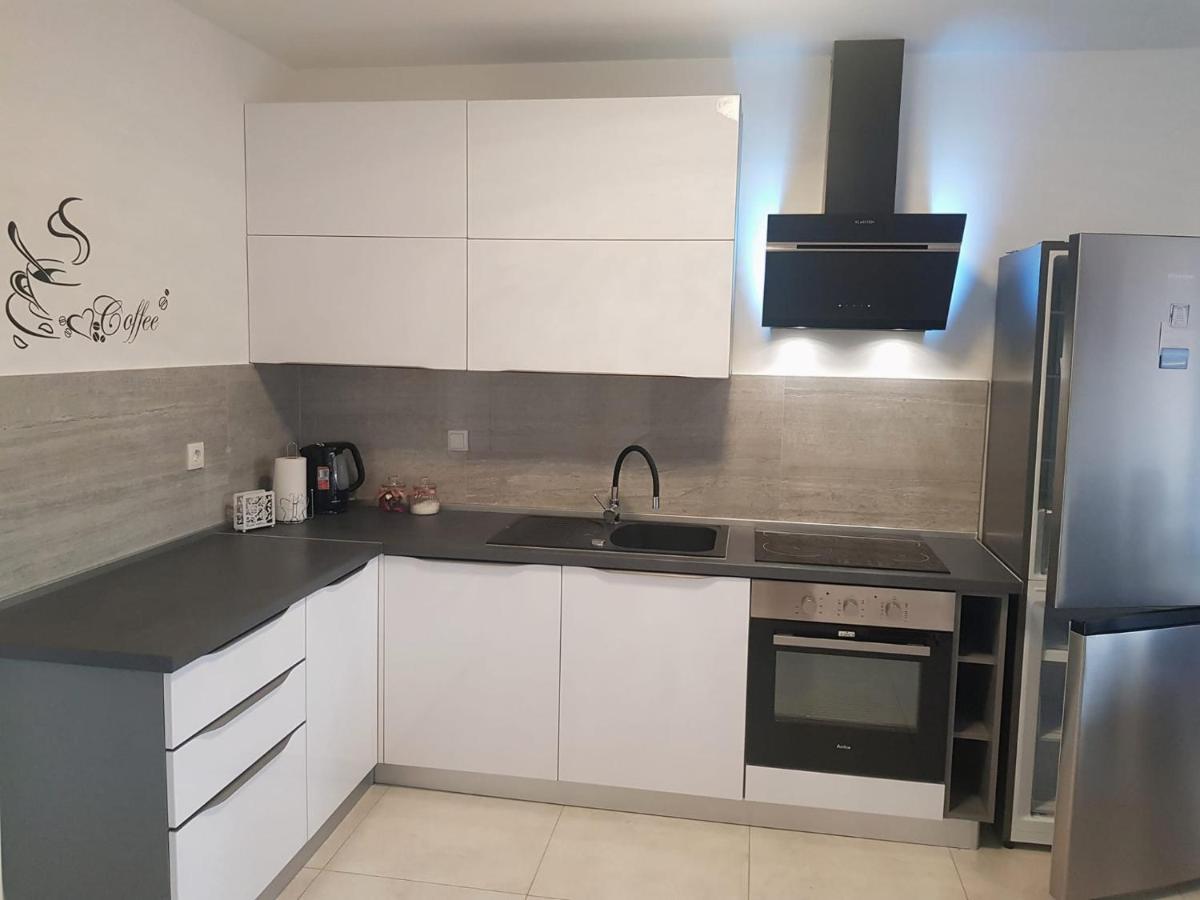 Apartman Tessa เวลาลูกา ภายนอก รูปภาพ
